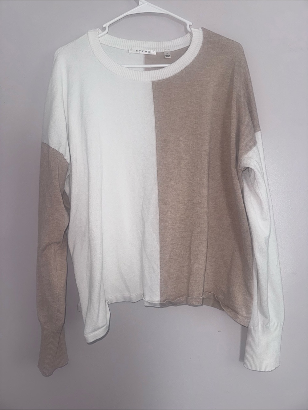 Cyrus Two-Tone Colorblock Pullover Sweater - White & Tan
